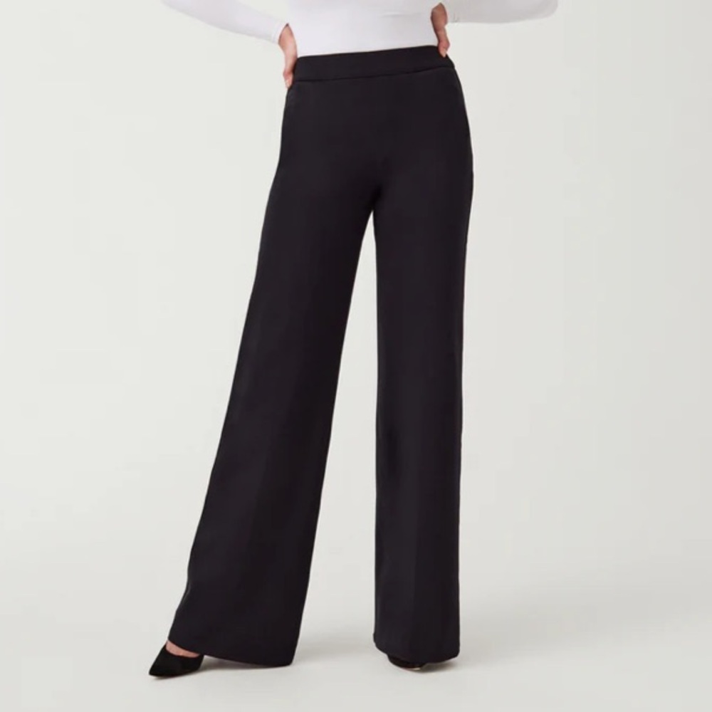 Spanx The Perfect Pant Wide Leg Pull on (Size M)